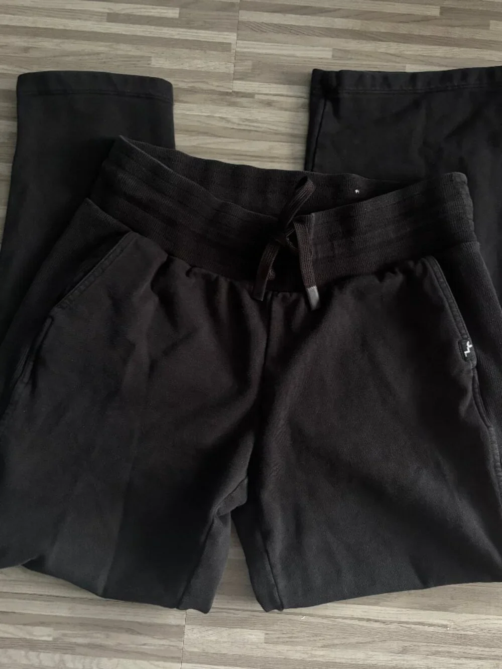 JoyLab French Terry Straight Leg Sweatpants in black size medium wide leg pants - Picture 3 of 3